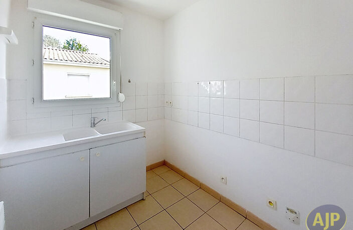 Maison en copropriété au coeur de Lesparre-Médoc ! — photo 2