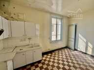 Appartement T3 -74m2 avec cave, garage et jardin privatif — photo 4