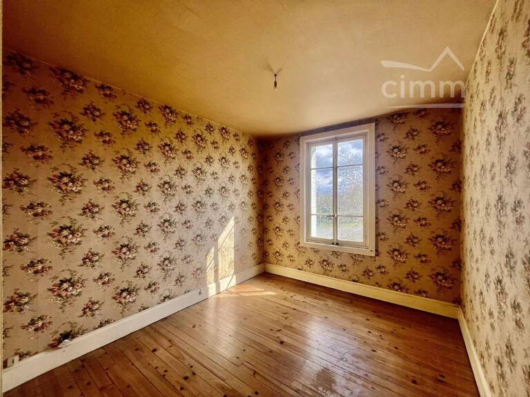 Appartement T3 -74m2 avec cave, garage et jardin privatif — photo 1