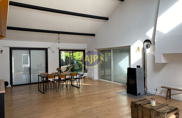 MOUAIS 44590  Maison en pierre 135 m² - 4 chs - piscine - terrain constructible — photo 5