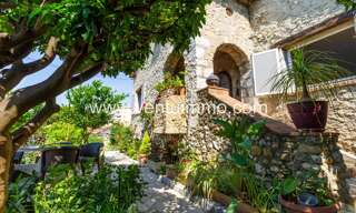 Maison 6 Pièces 217 m² à vendre à Cagnes-sur-Mer (06800)