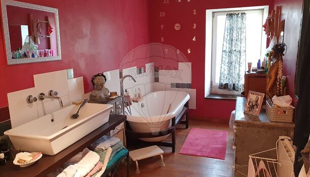 Villa / Maison 5 pièces  à vendre Taillebourg 17350