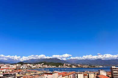 Appartement 4 pièces 315000 €