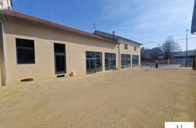 Local commercial de 92 m² — photo du bien