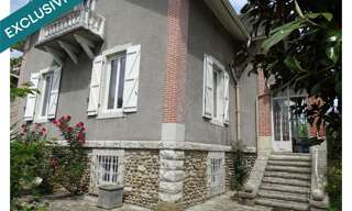 Maison 10 Pièces 240 m² à vendre à Sauveterre-de-Béarn (64390)