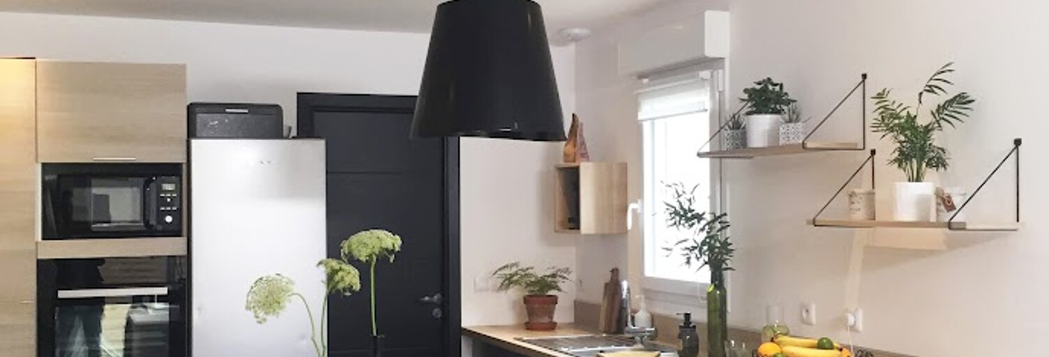 Maison 4 Pièces 85 m² à louer à Cenon (33150)