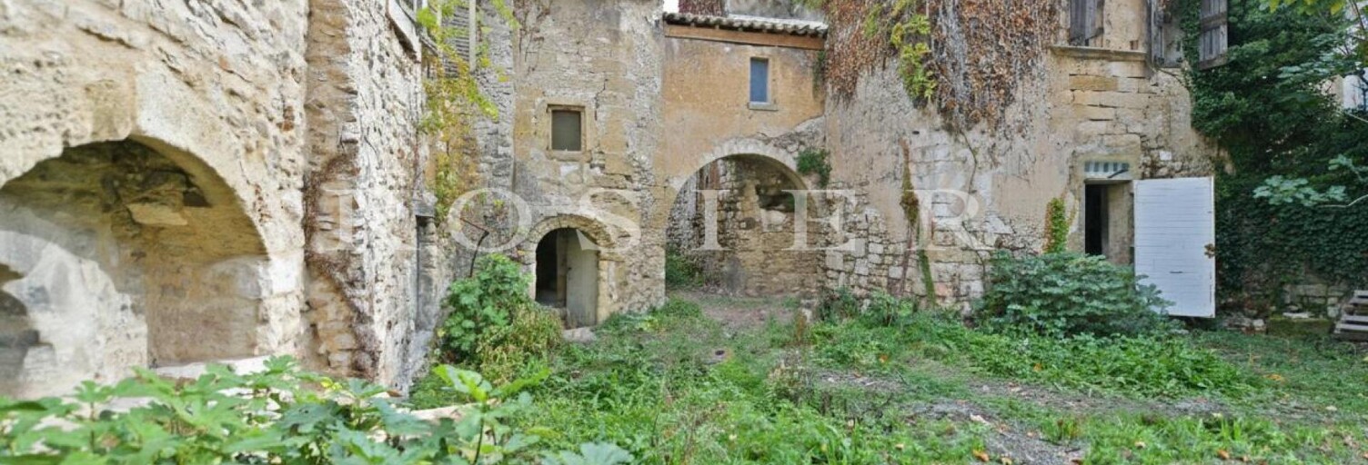 Maison 30 Pièces 900 m² à vendre à Robion (84440)