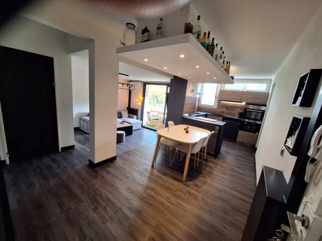 Appartement de type 4 dans résidence sécurisée et arborée — photo du bien