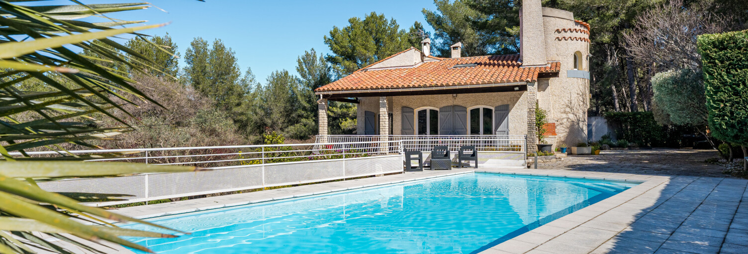 Maison 6 Pièces 241 m² à vendre à Aubagne (13400)