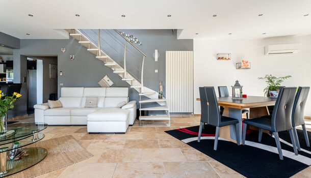 Villa / Maison 6 pièces  à vendre Aubagne 13400