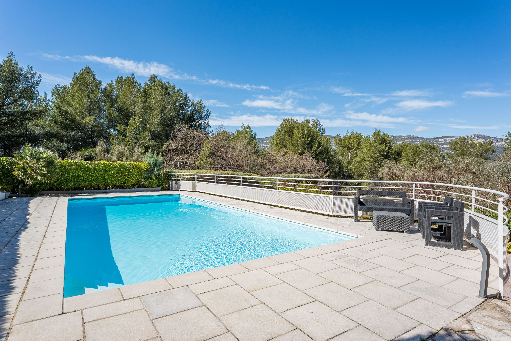 Villa / Maison  T6 à vendre Aubagne 13400