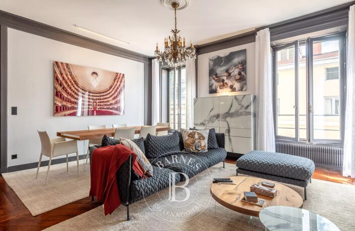 Lyon 2 - Place des Célestins - Appartement de 98 m² - 2 Chambres — photo 2
