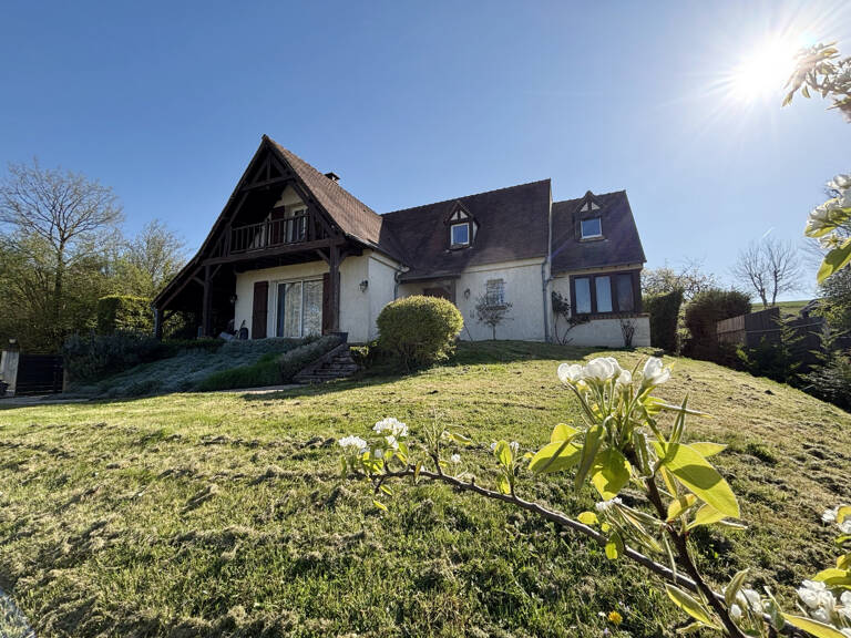MASION DE CARACTERE 180m2- MORTEFONTAINE-EN-THELLE — photo 1