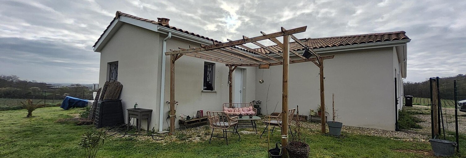 Maison 4 Pièces 81 m² à louer à Saint-Léon (33670)