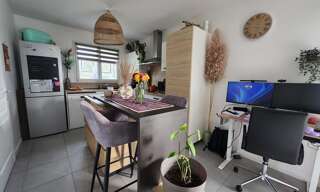 Maison 4 Pièces 81 m² à louer à Saint-Léon (33670)