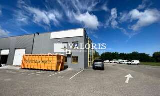 Commerce  194 m² à louer à La Verpillière (38290)