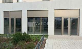Commerce  120 m² à louer à Dardilly (69570)