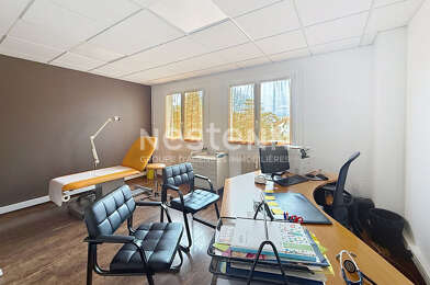 Bureau 4 pièces 320000 €