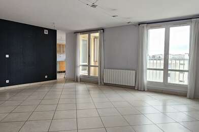 Appartement 4 pièces 221700 €