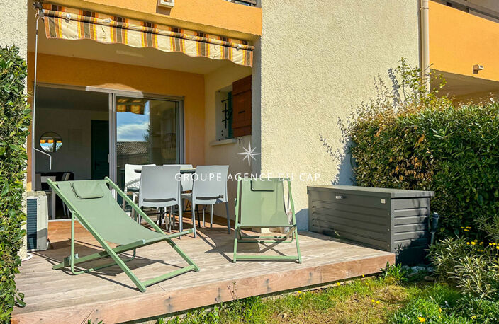 A VENDRE APPARTEMENT REZ DE JARDIN 3 PIECES A PIED DES PLAGES, AUX ISSAMBRES — photo 2