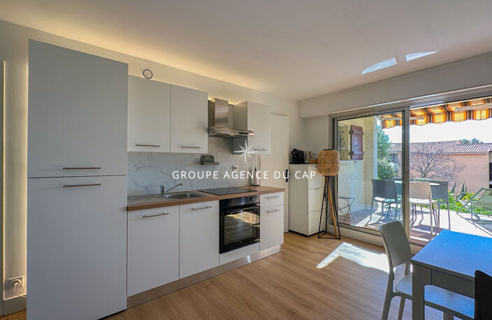 A VENDRE APPARTEMENT REZ DE JARDIN 3 PIECES A PIED DES PLAGES, AUX ISSAMBRES — photo 5