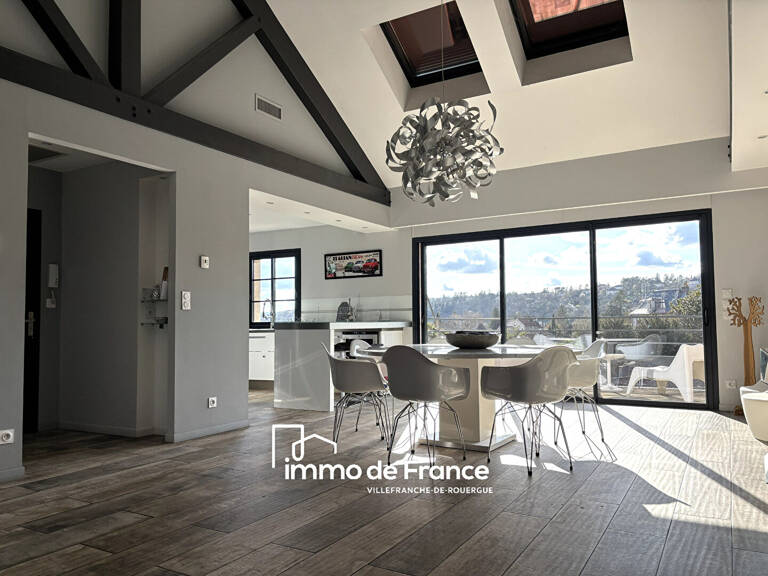 Appartement de standing avec terrasse, garage et parking — photo 1