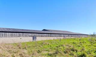 Immeuble  5500 m² à vendre à Saint-Hilaire-de-Riez (85270)