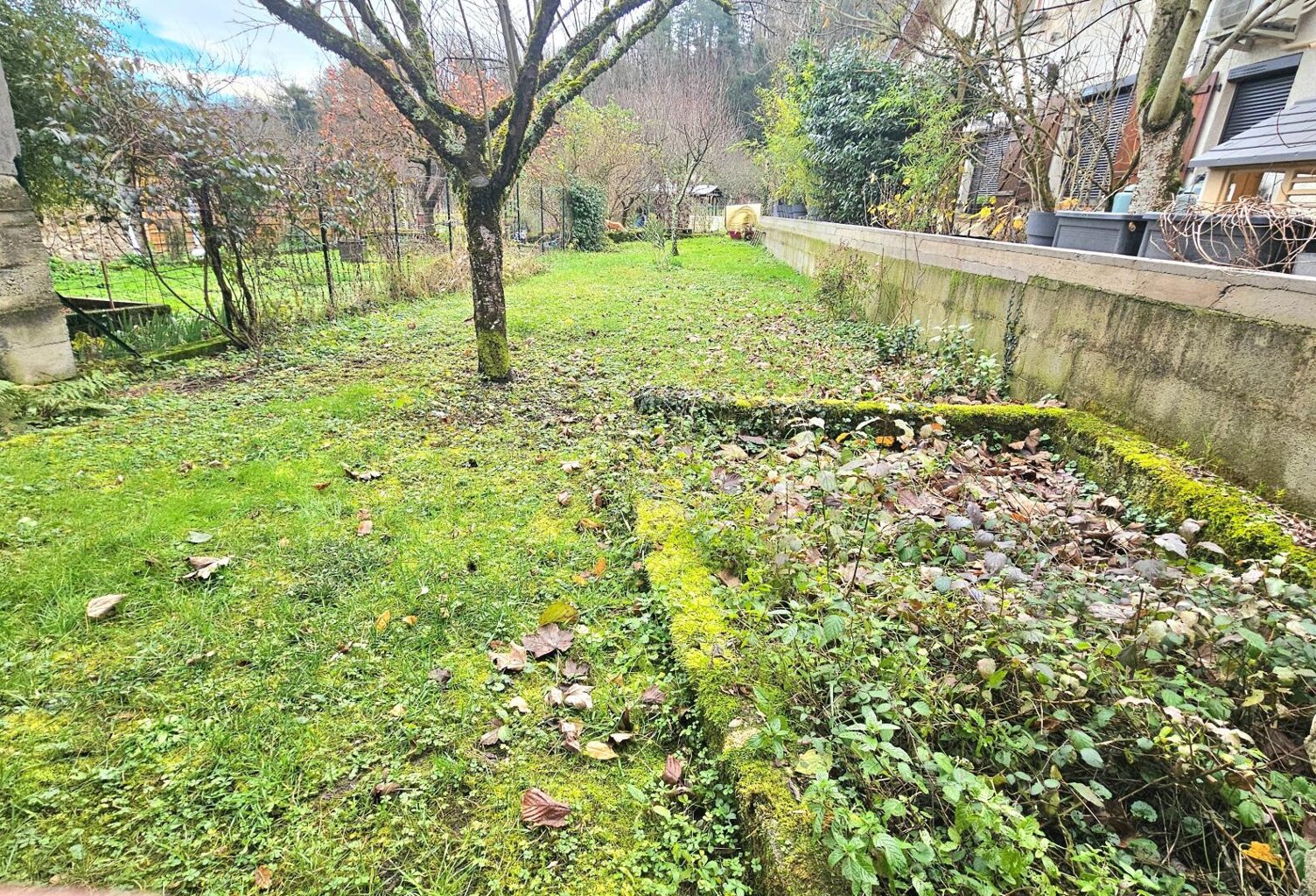 GRANGE EN PIERRE --TOITURE NEUVE --FORT POTENTIEL — photo 1