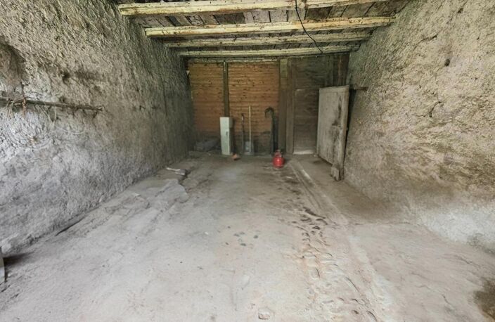 GRANGE EN PIERRE --TOITURE NEUVE --FORT POTENTIEL — photo 4