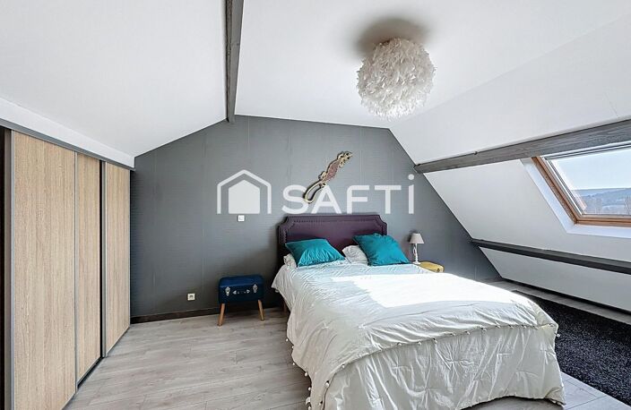 MAISON DE CARACTÈRE AVEC 4 CHAMBRES ENTIÈREMENT RESTAURÉS — photo 4