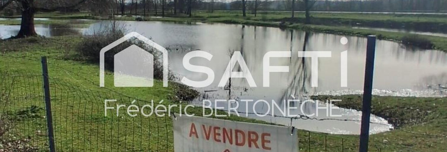 Terrain  36771 m² à vendre à Saint-Médard-de-Guizières (33230)