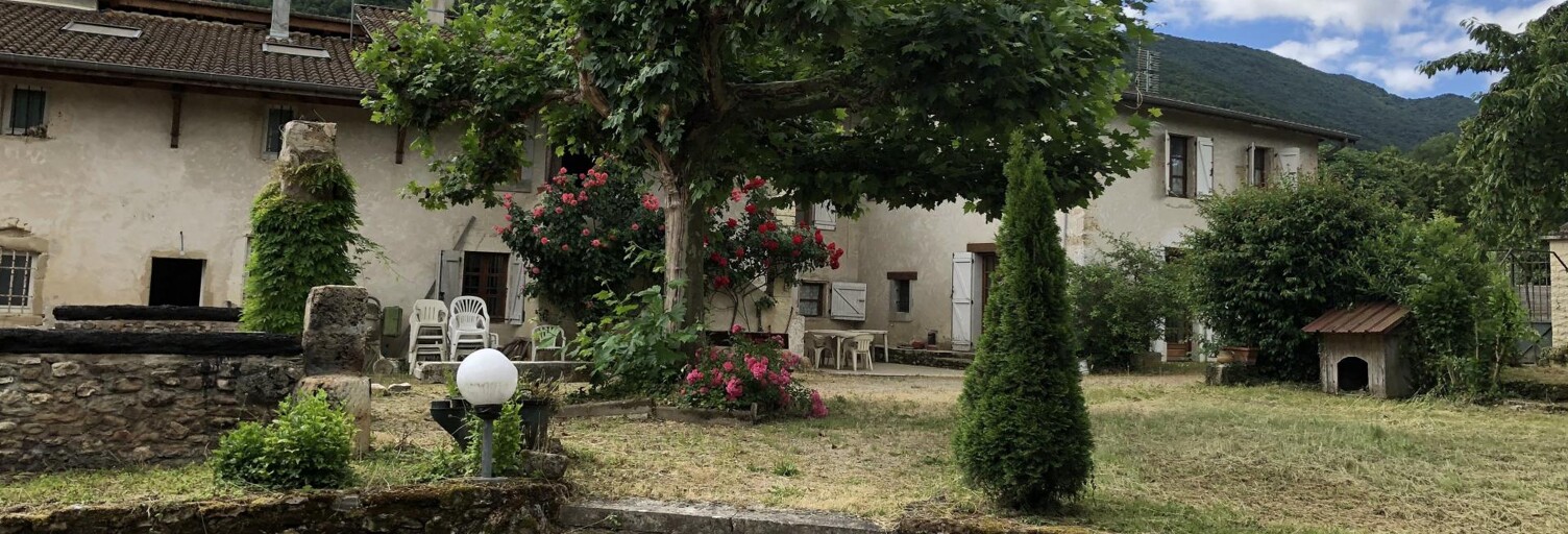 Maison 12 Pièces 450 m² à vendre à Hostun (26730)
