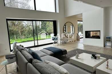 Maison 12 pièces 895000 €