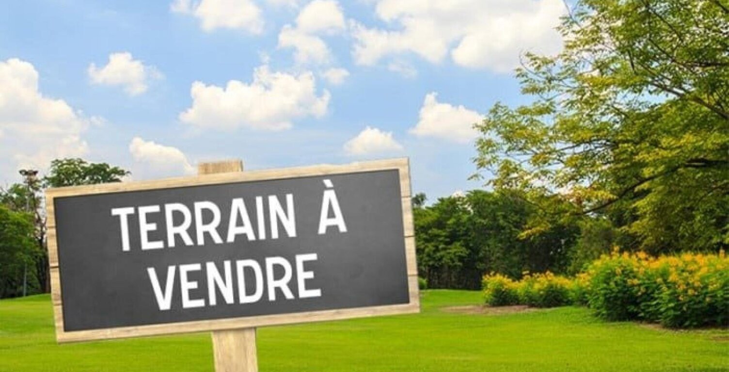 TERRAIN A BATIR AVEC VUE DEGAGEE — photo 1