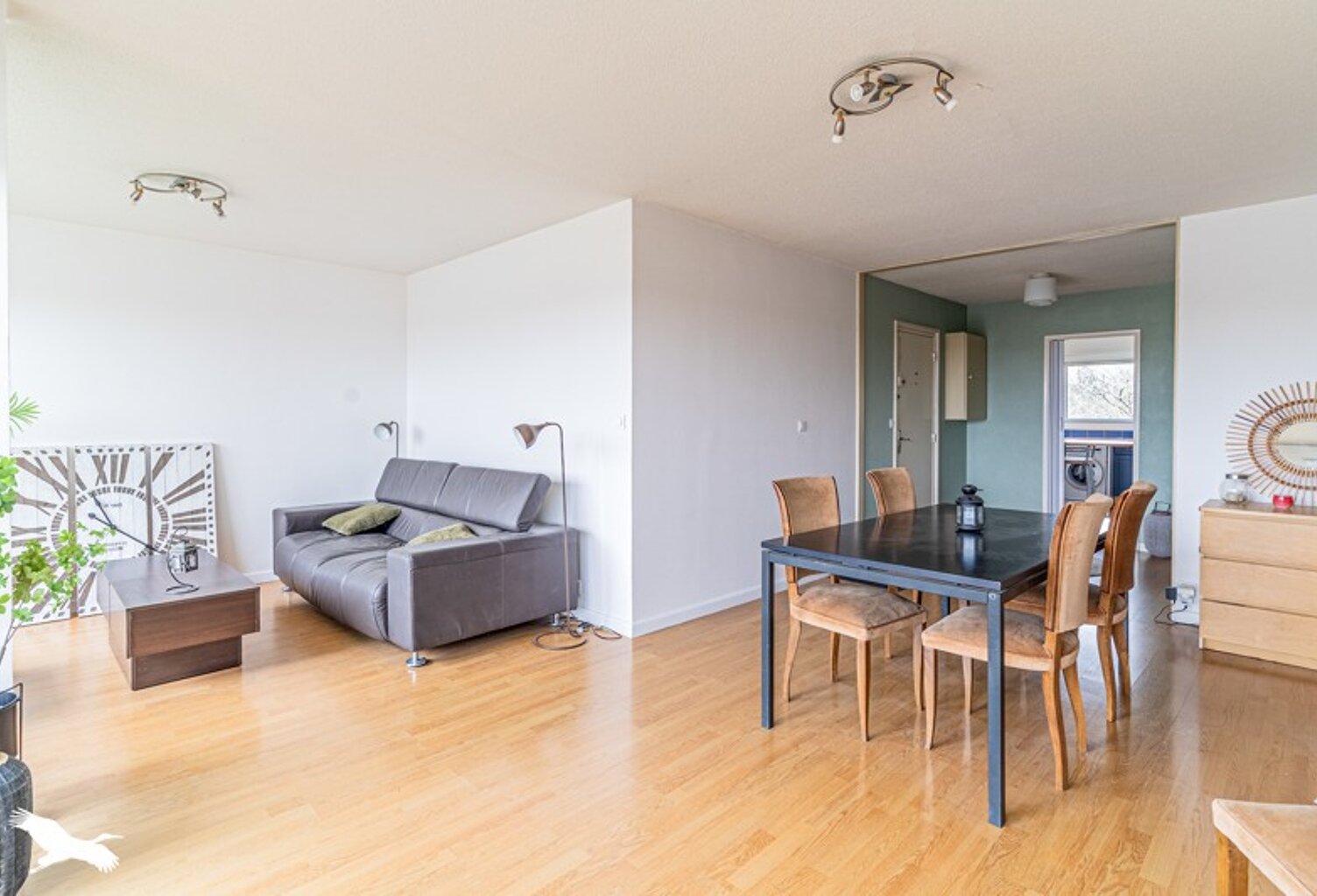 Appartement de 6 pièces principales — photo 1