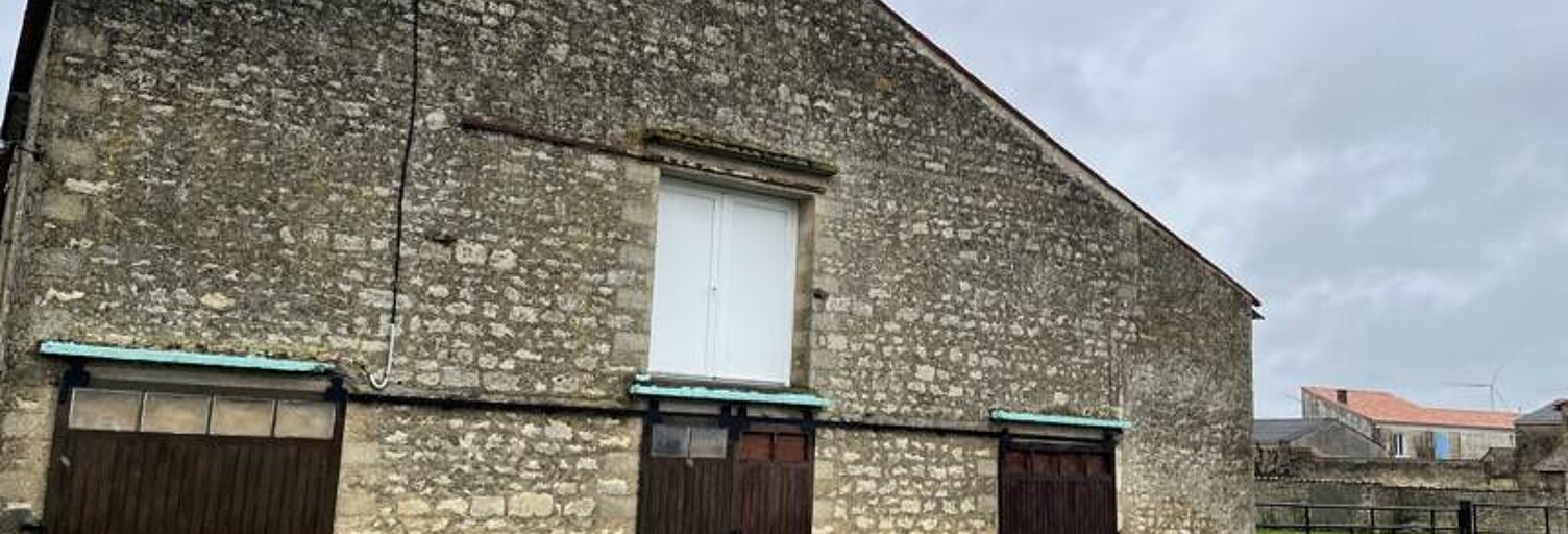 Maison 1 Pièce 490 m² à vendre à Saint-Mard (17700)