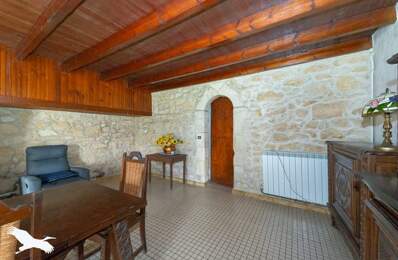 Maison en pierre de 3 pièces principales — photo du bien