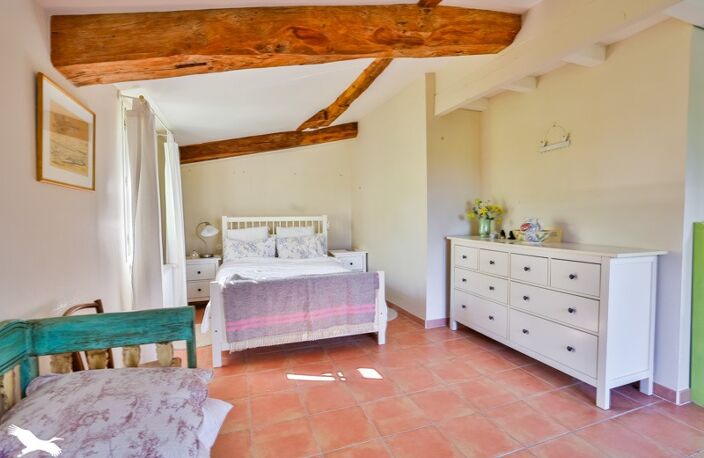 Maison en pierre de 5 pièces principales — photo 3