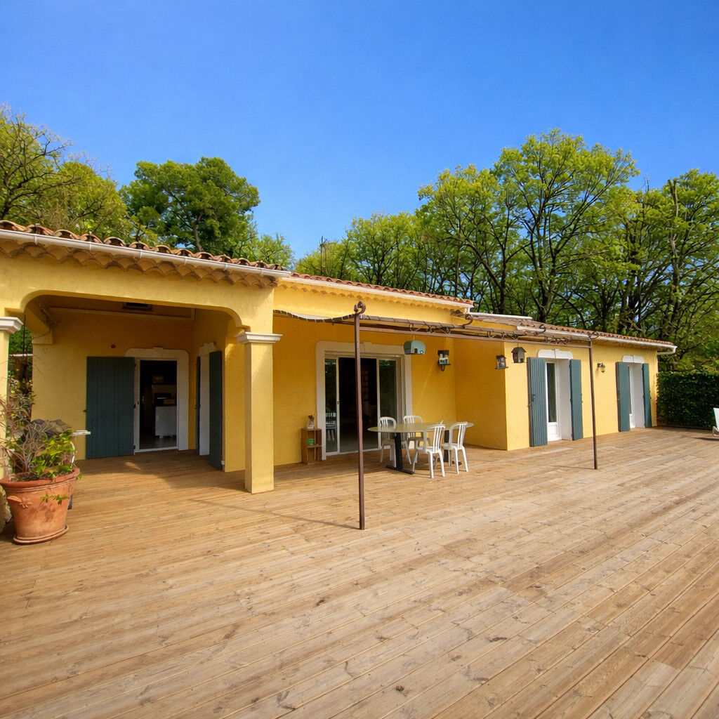 Villa / Maison 5 pièces  à vendre Saint-Antonin-du-Var 83510