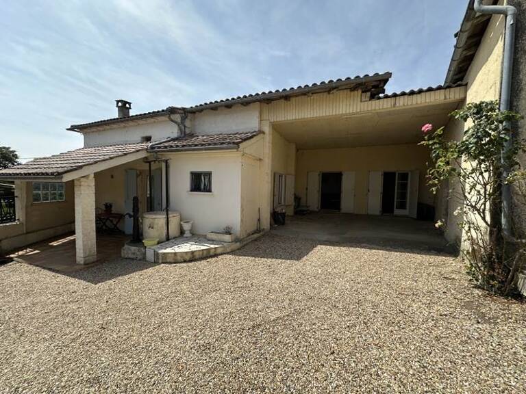 Maison en pierre de 5 pièces principales — photo 1