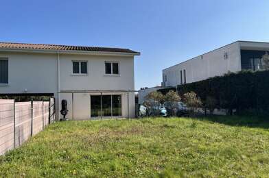 Maison 4 pièces 399600 €