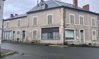 Immeuble   m² à vendre à Vallon-en-Sully (03190)