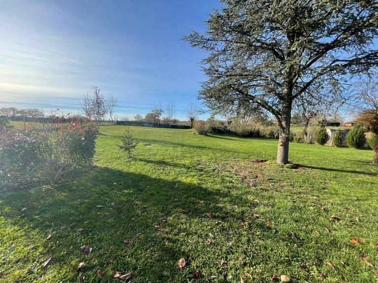 ....OFFRE ACCEPTEE.... Sainte Radegonde, terrain de 1100m2 env — photo 1