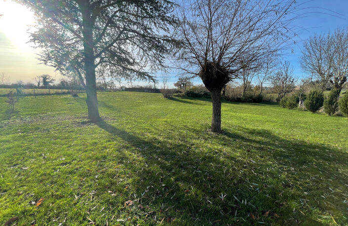 ....OFFRE ACCEPTEE.... Sainte Radegonde, terrain de 1100m2 env — photo 2