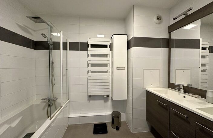 Vente appartement 3 pièces 67 m² Saint-Cyr-l'École (78210) — photo 4
