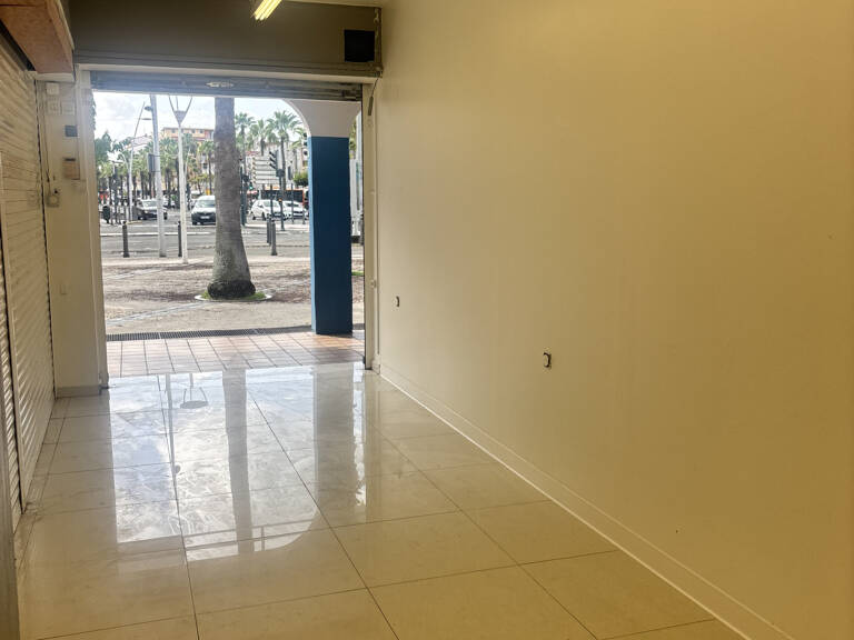LOCAL COMMERCIAL POINTE-A-PITRE — photo 1