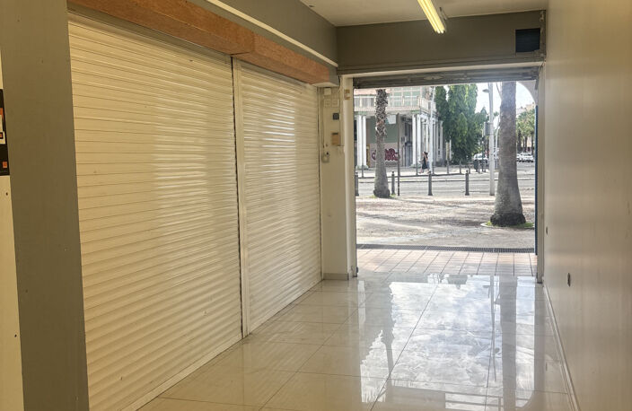 LOCAL COMMERCIAL POINTE-A-PITRE — photo 3