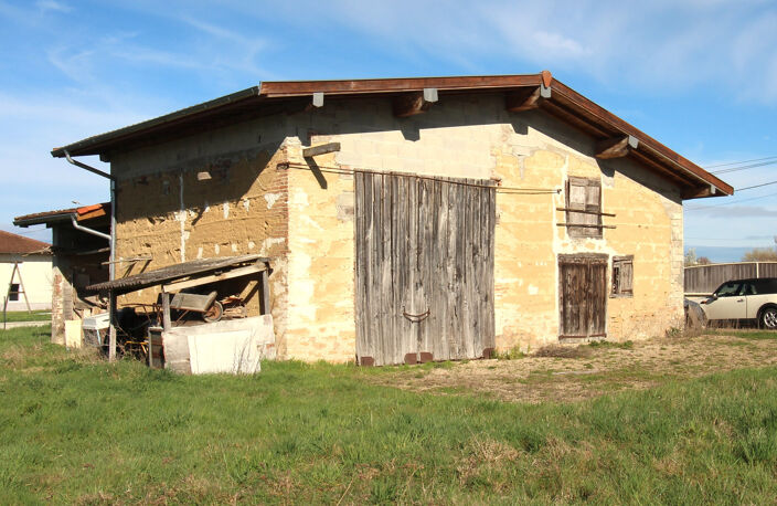 GRANGE A REHABILITER POLLIAT — photo 3