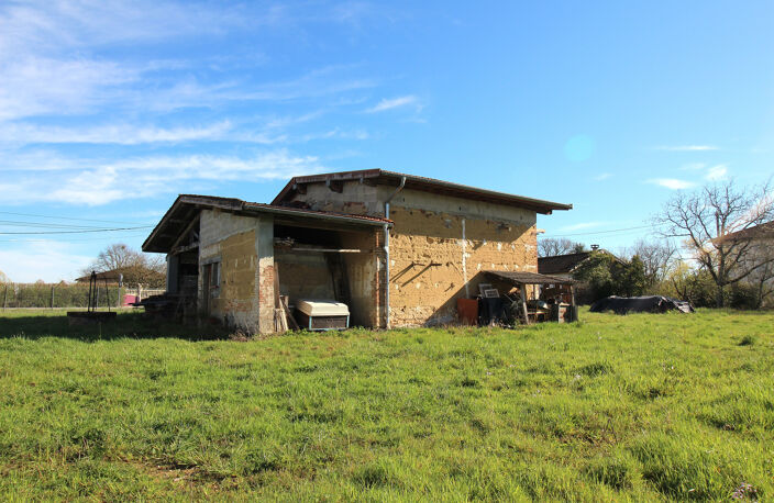 GRANGE A REHABILITER POLLIAT — photo 5