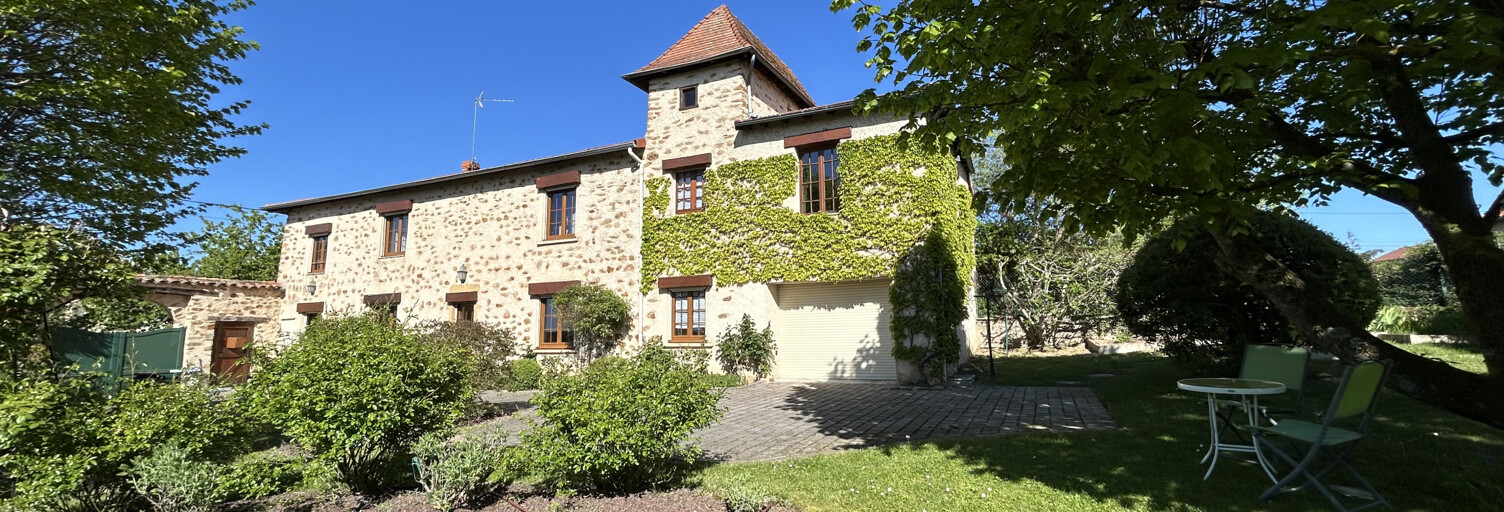 Maison 6 Pièces 140 m² à vendre à Neulise (42590)